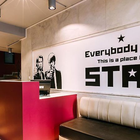 Stay Hybrid Hostel Салоники Экстерьер фото