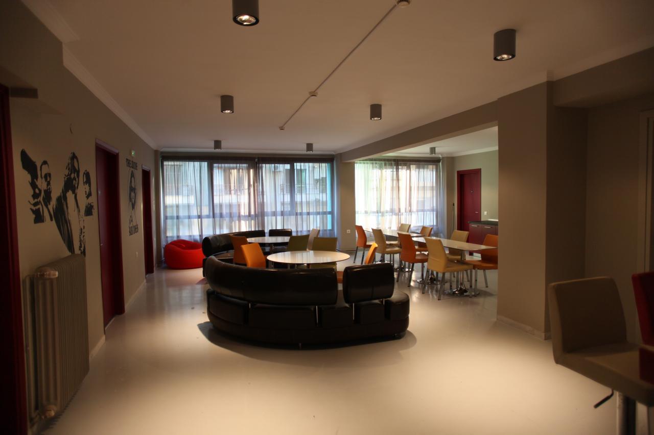 Stay Hybrid Hostel Салоники Экстерьер фото