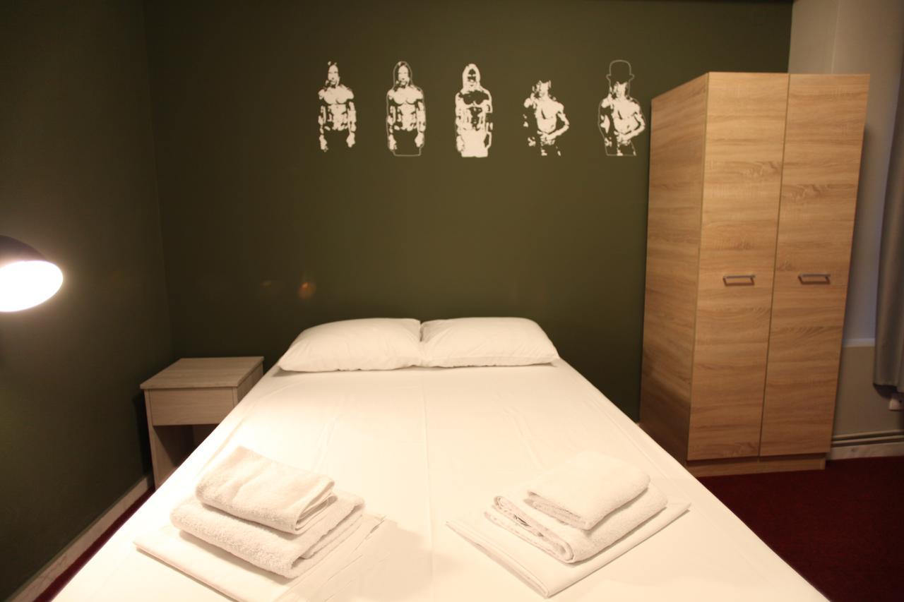 Stay Hybrid Hostel Салоники Экстерьер фото